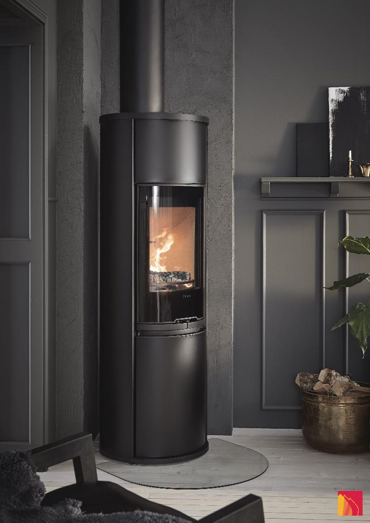 Contura 690 black - Glass door, lacquered aluminium top plate