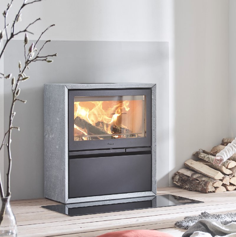 Contura 320T mit Gusseisentür