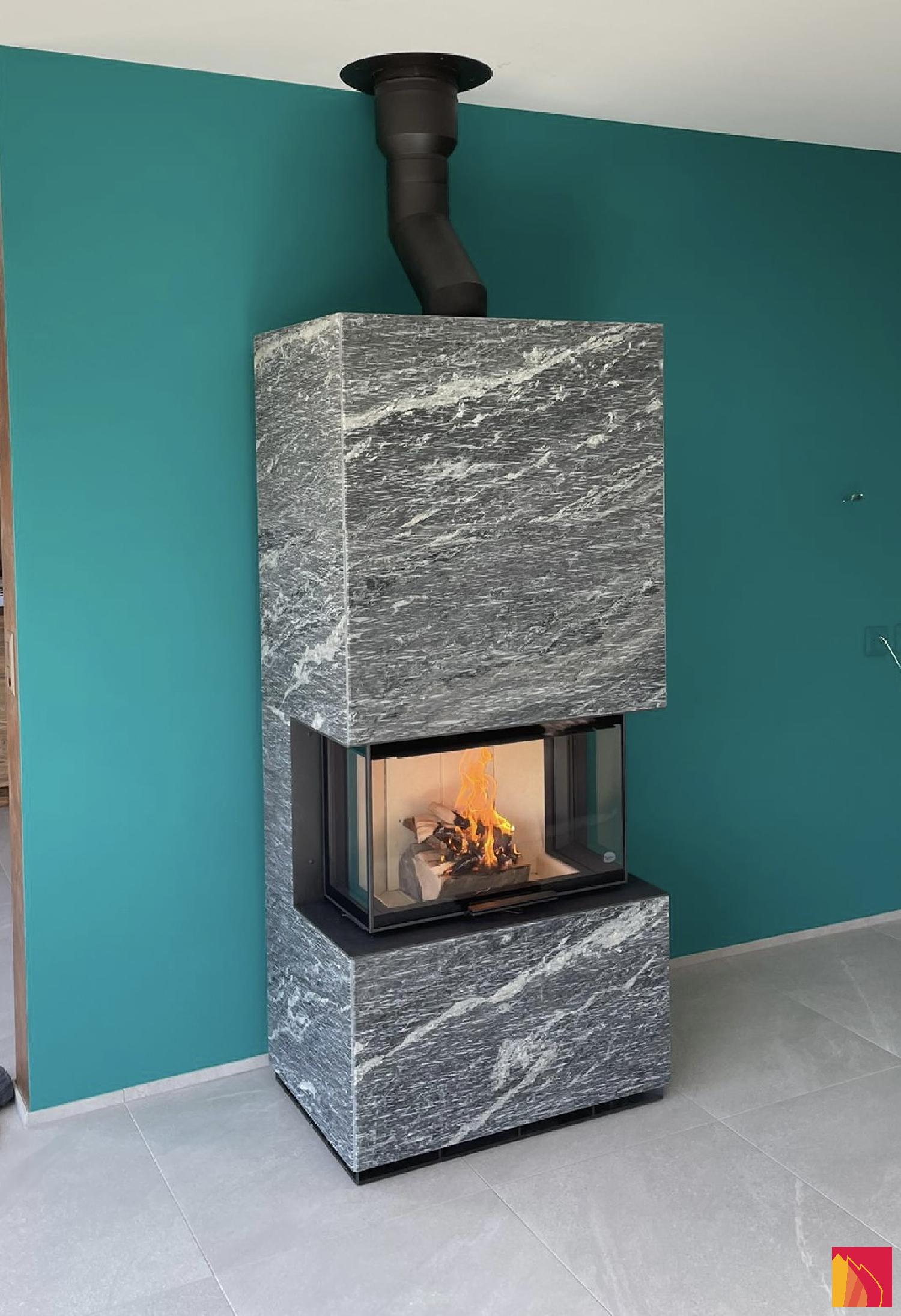 Tulikivi LAKO Wood stove with soapstone