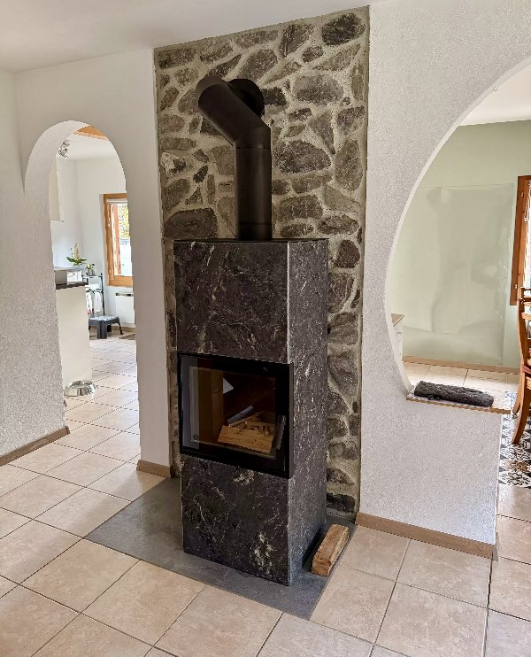 Tulikivi Korpi 14 - Carron-Lugon