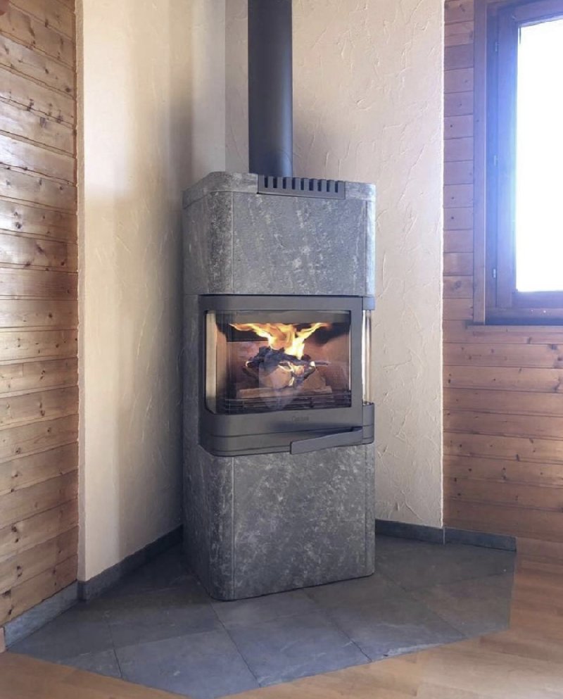 Remplacement de cheminée par un poêle à bois - Carron-Lugon